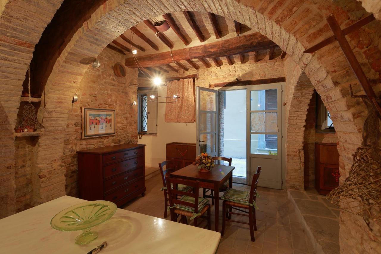 La Casina Del Lillotatini Apartment ปานิกาเล ภายนอก รูปภาพ